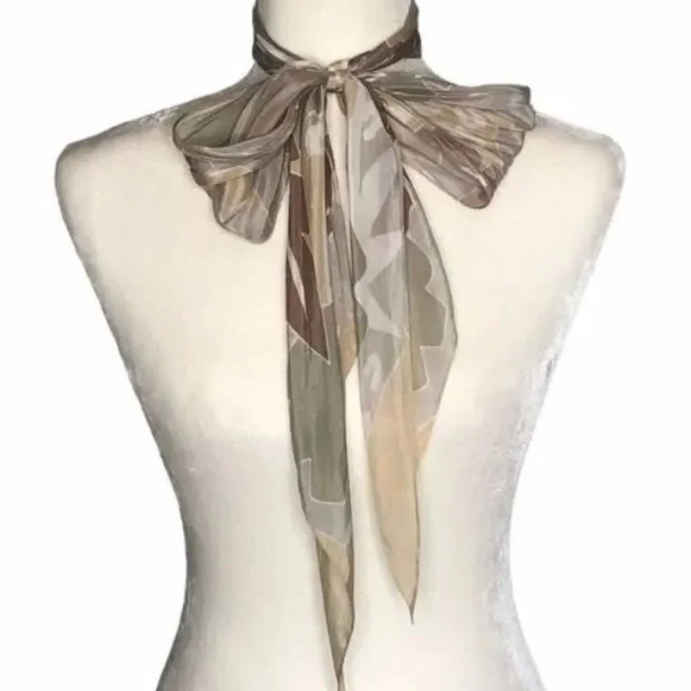 Liz Claiborne Leaf Scarf Long Rectangle Neutral - Picture 5 of 6
